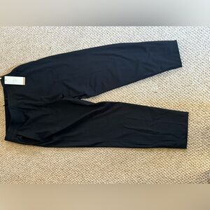 CALIA by Carrie Underwood Black Cropped Pants NWT size MEDIUM